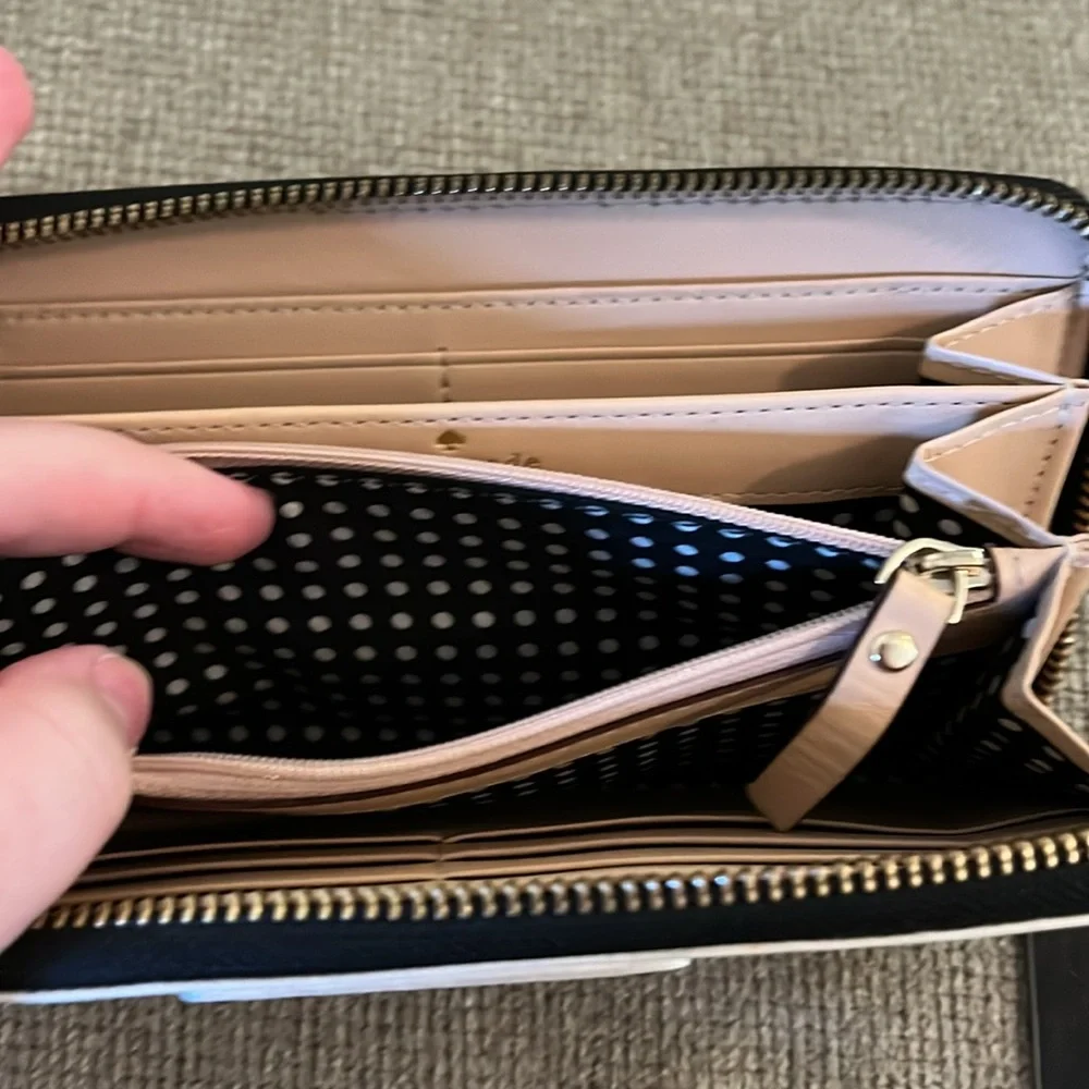 Kate Spade Large Zip Around Wallet - Picture 7 of 8